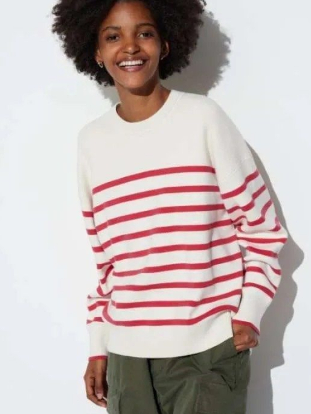 Uniqlo Cream and Red Striped Crewneck Sweater